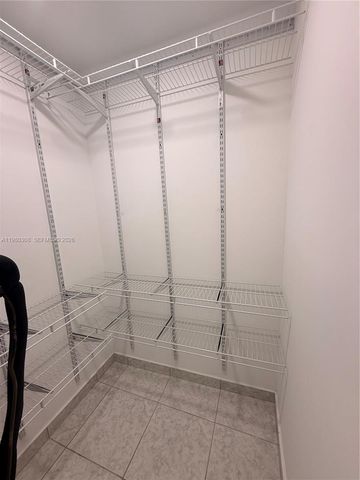 3666 SW 24th Ter R, Miami, FL 33145