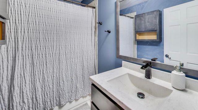 1795 S 350 E, Knox, IN 46534