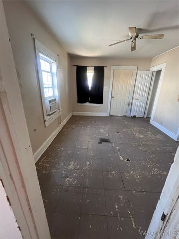 67 Clark Street, Wetumpka, AL 36092