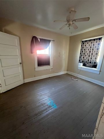 67 Clark Street, Wetumpka, AL 36092