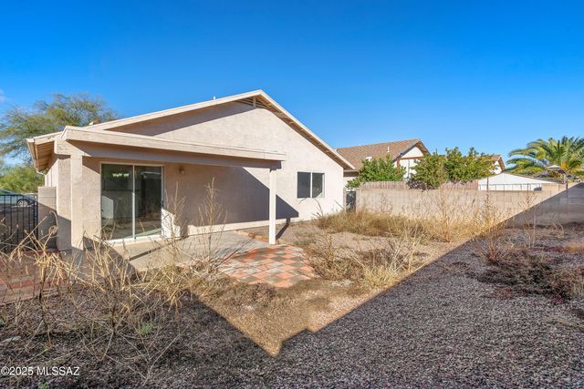 6653 S Via Vista De Santa Cruz, Tucson, AZ 85746