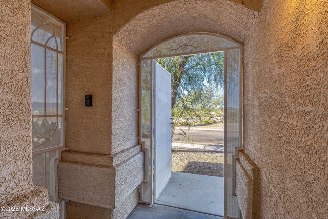6653 S Via Vista De Santa Cruz, Tucson, AZ 85746