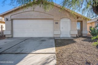 6653 S Via Vista De Santa Cruz, Tucson, AZ 85746