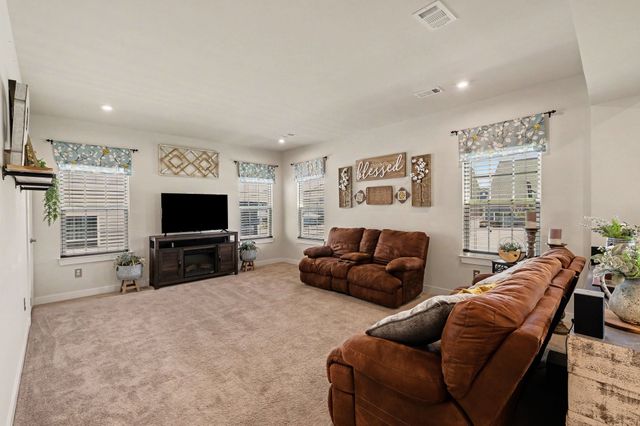 809 Mill Tree Court, Smyrna, TN 37167