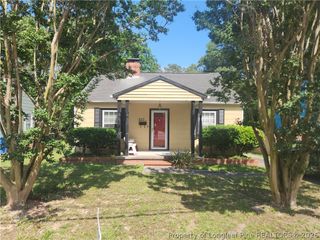 227 Pinecrest Drive, Fayetteville, NC 28305