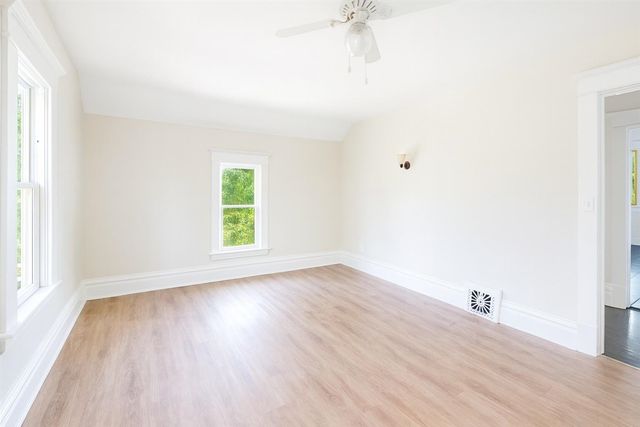 1517 James Street, Kalamazoo, MI 49001