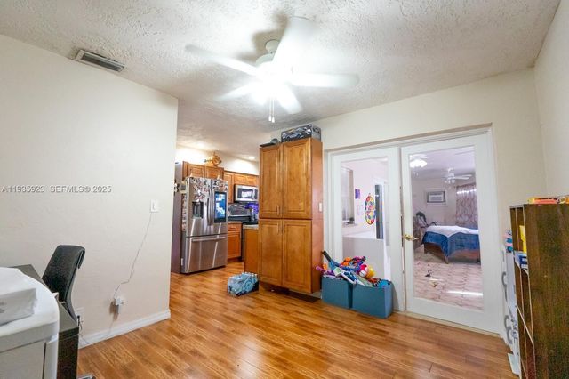 9906 Westwood Dr, Tamarac, FL 33321