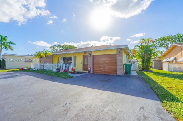 9906 Westwood Dr, Tamarac, FL 33321