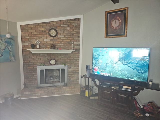 705 Rosedale Drive, Hewitt, TX 76643