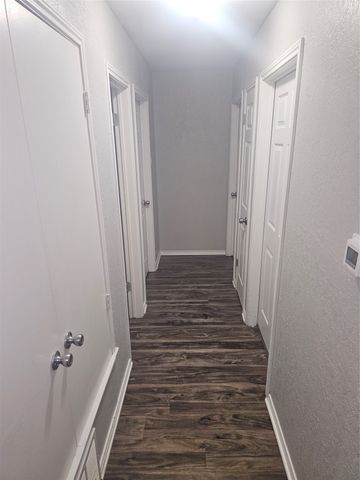 705 Rosedale Drive, Hewitt, TX 76643