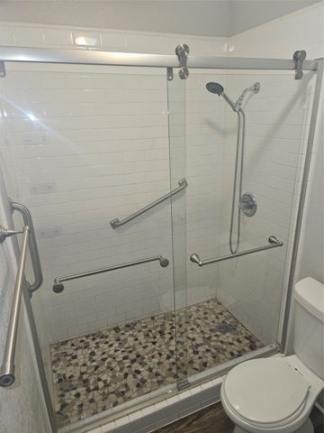 705 Rosedale Drive, Hewitt, TX 76643