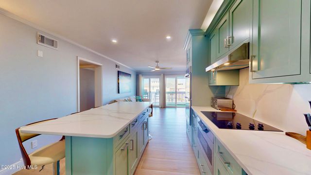 918 Carolina Beach Avenue N 3b, Carolina Beach, NC 28428