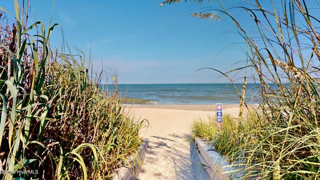 918 Carolina Beach Avenue N 3b, Carolina Beach, NC 28428