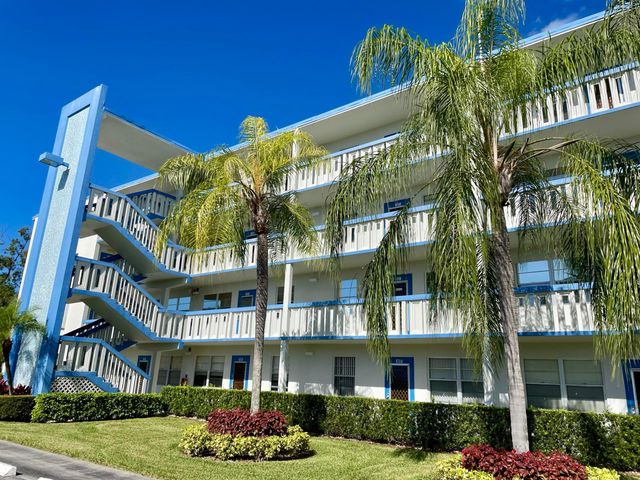 4019 Lincoln A, Boca Raton, FL 33434