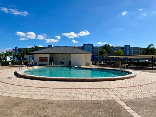 4019 Lincoln A, Boca Raton, FL 33434