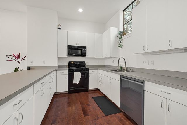 939 Colorado Street 8, Houston, TX 77007