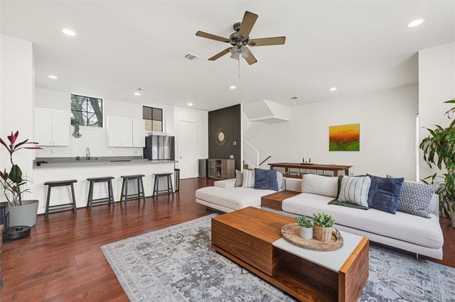 939 Colorado Street 8, Houston, TX 77007