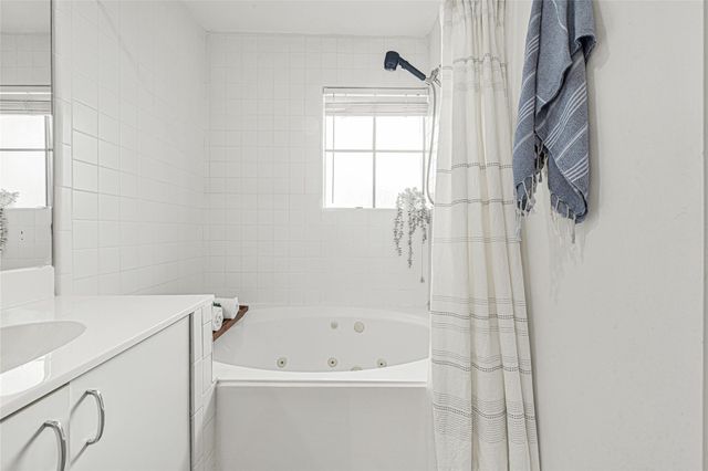 939 Colorado Street 8, Houston, TX 77007