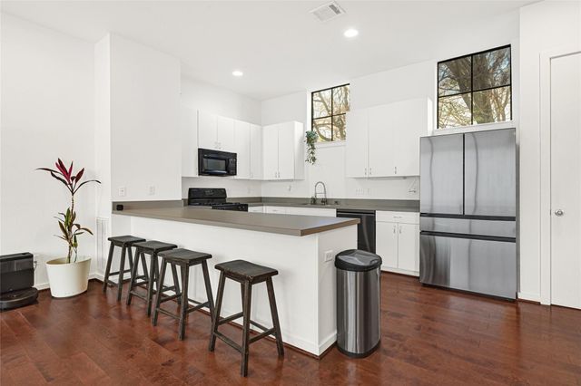 939 Colorado Street 8, Houston, TX 77007