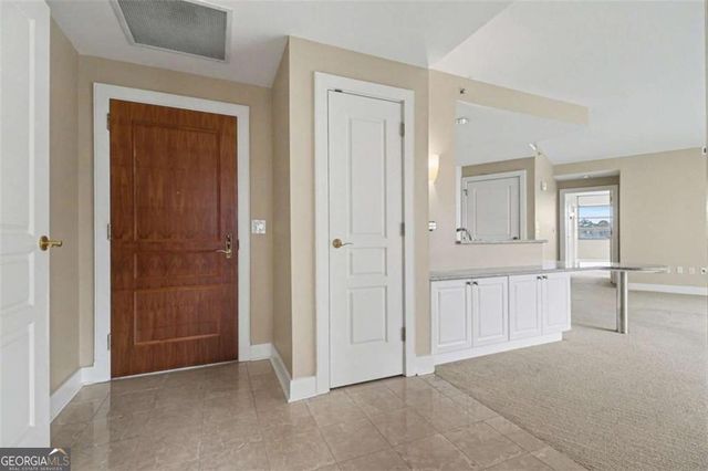 700 Park Regency Place NE APT 1203, Atlanta, GA 30326