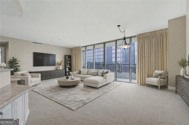 700 Park Regency Place NE APT 1203, Atlanta, GA 30326