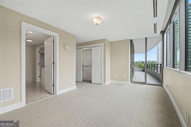 700 Park Regency Place NE APT 1203, Atlanta, GA 30326