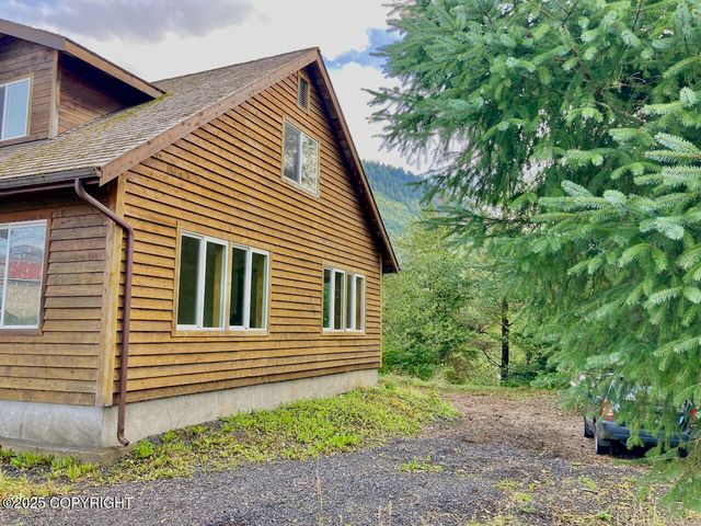 1409 Sunnyside Drive, Craig, AK 99921