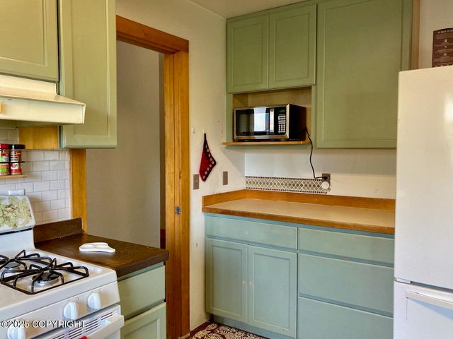 1409 Sunnyside Drive, Craig, AK 99921