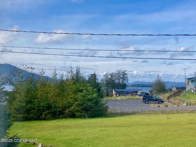 1409 Sunnyside Drive, Craig, AK 99921
