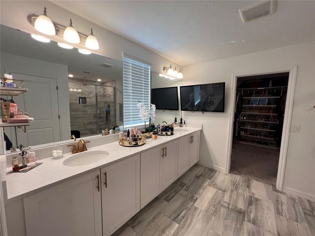 501 STEERVIEW STREET, St Cloud, FL 34771