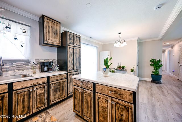 200 Dale Drive, Jacksonville, NC 28540