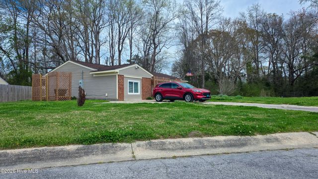 200 Dale Drive, Jacksonville, NC 28540