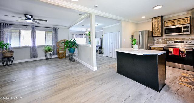 200 Dale Drive, Jacksonville, NC 28540