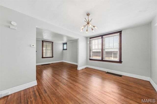 2408 Charlack Avenue, Overland, MO 63114