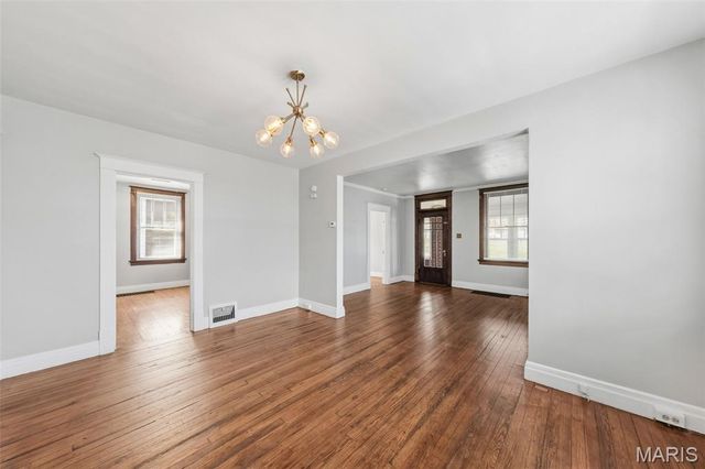 2408 Charlack Avenue, Overland, MO 63114