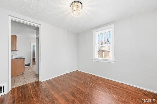 2408 Charlack Avenue, Overland, MO 63114