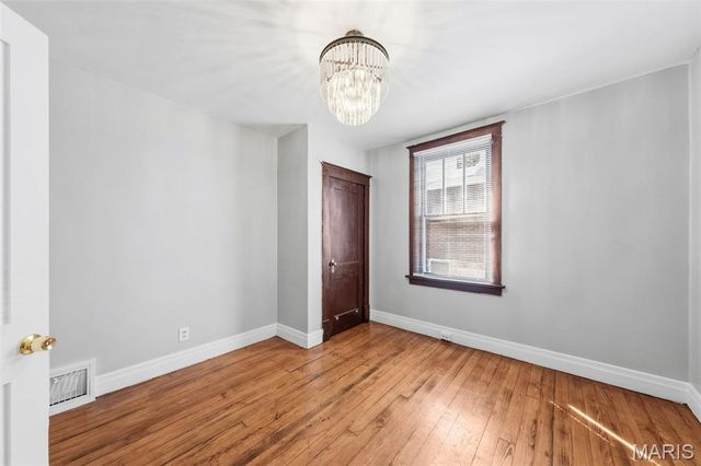 2408 Charlack Avenue, Overland, MO 63114