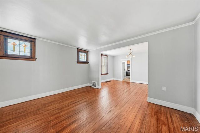 2408 Charlack Avenue, Overland, MO 63114