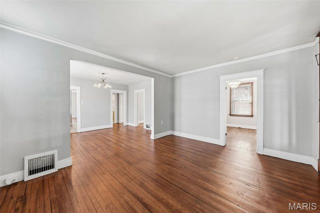 2408 Charlack Avenue, Overland, MO 63114