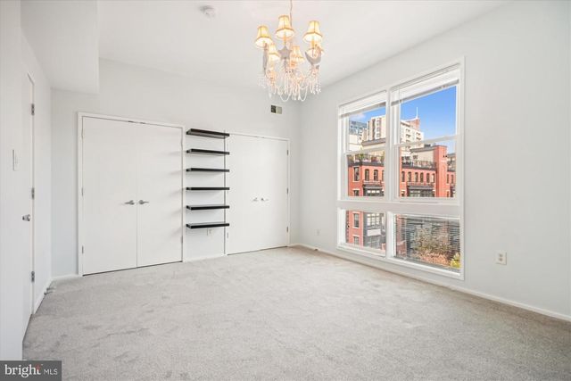 1662 N QUINN ST N, Arlington, VA 22209