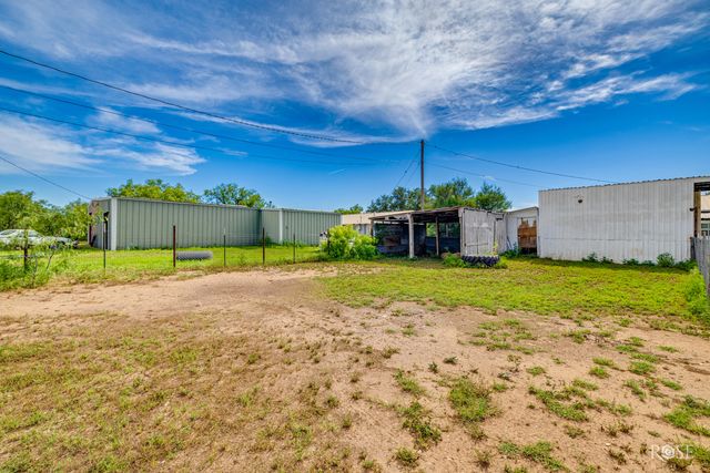 9570 Grapevine Avenue, San Angelo, TX 76901