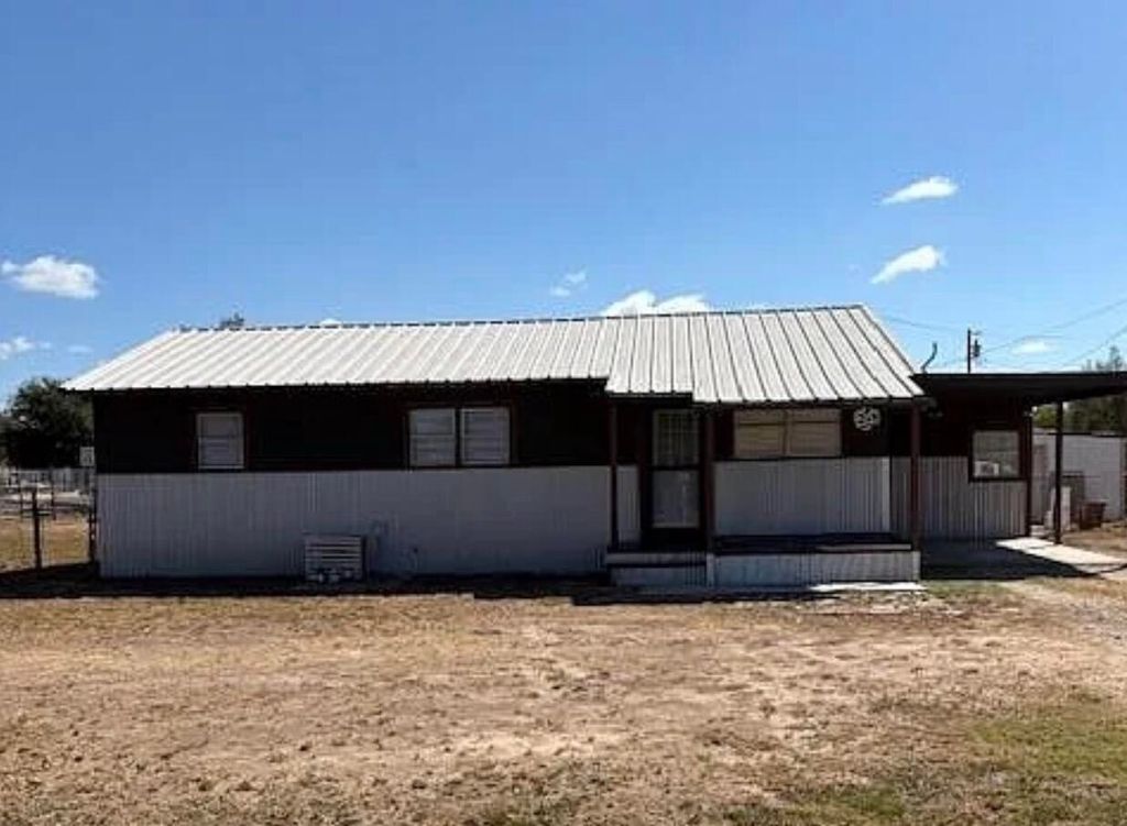 Image 1 of property listing at 9570 Grapevine Avenue, San Angelo, TX 76901
