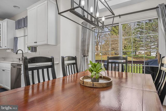 105 CROSSPOINTE DR, West Chester, PA 19380
