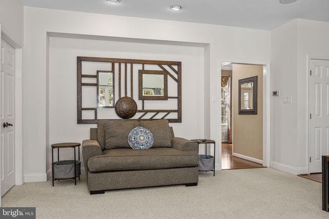 105 CROSSPOINTE DR, West Chester, PA 19380