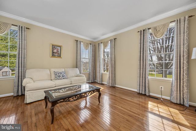 105 CROSSPOINTE DR, West Chester, PA 19380