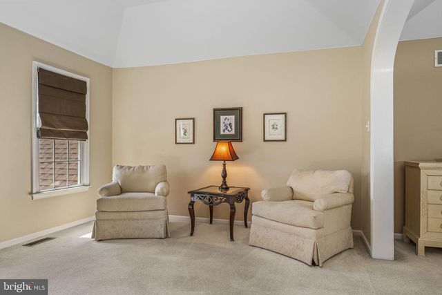 105 CROSSPOINTE DR, West Chester, PA 19380