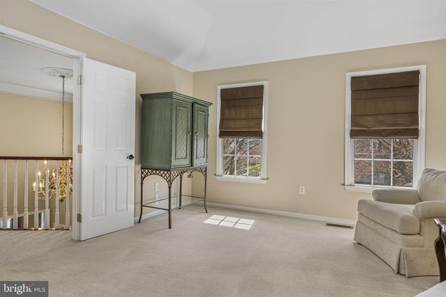 105 CROSSPOINTE DR, West Chester, PA 19380