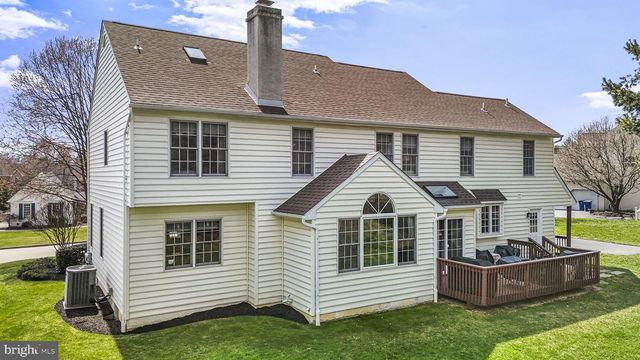 105 CROSSPOINTE DR, West Chester, PA 19380