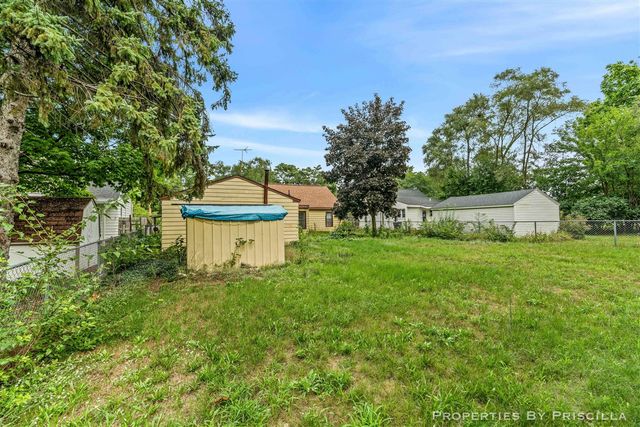 348 Ridgewood Street, Grand Rapids, MI 49548