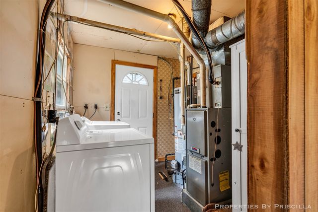 348 Ridgewood Street, Grand Rapids, MI 49548
